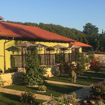 Agriturismo Da Mamma Alba Kültér fotó
